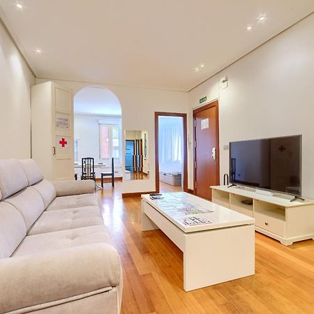 Appartamento Ayuntamiento Cerca Del Casco Viejo & Parking Bilbao Esterno foto